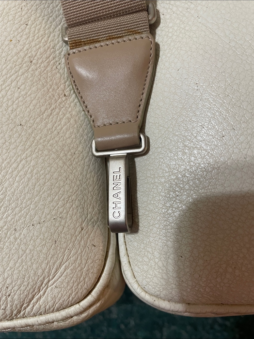 CHANEL Beige Leather and Leather Shoulder Strap with Branded Metal Clip